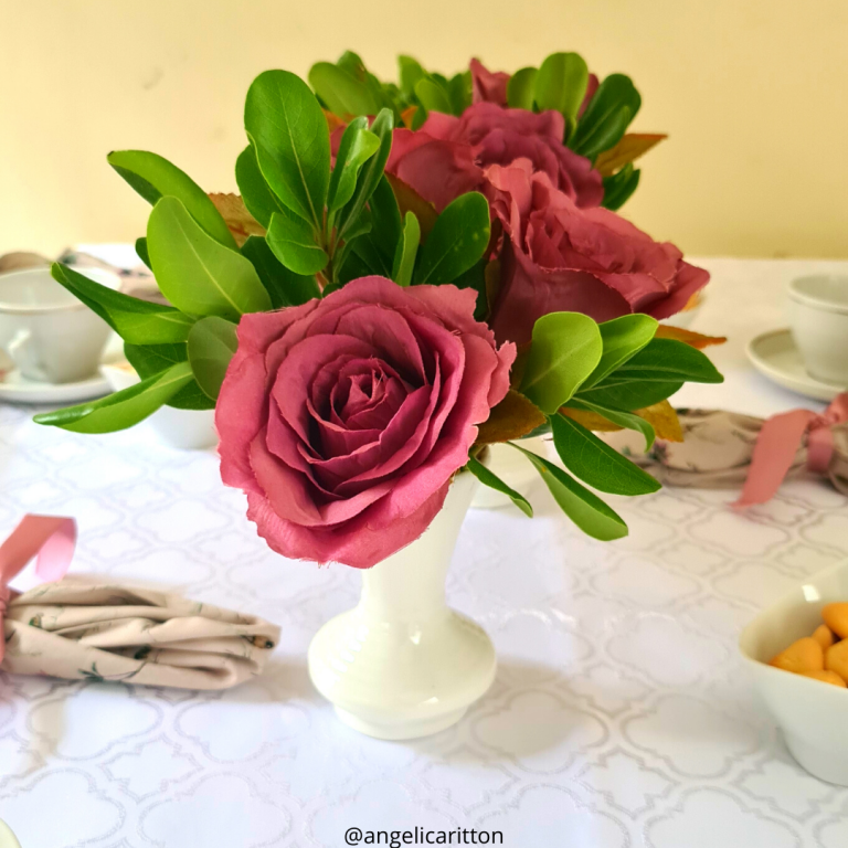 Arranjo de Flores para Chá e Café da Tarde