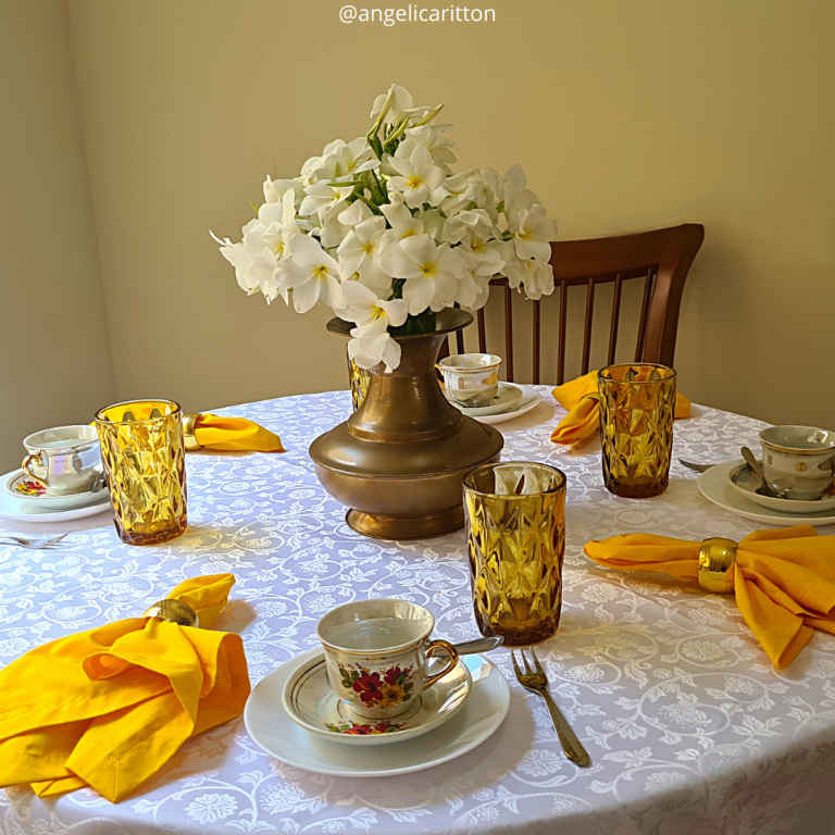 Mesa Posta para Café e Chá da Tarde