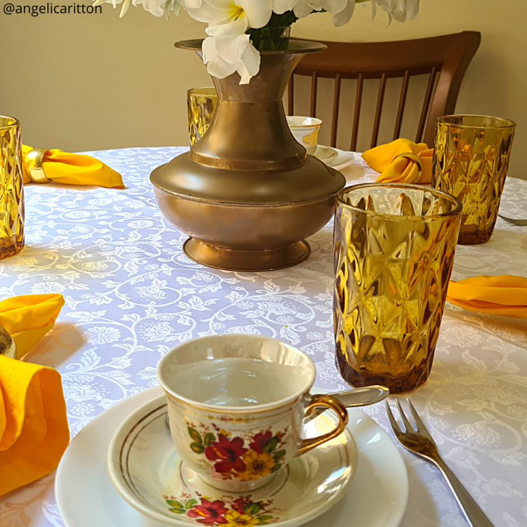 Mesa Posta para Café e Chá da Tarde